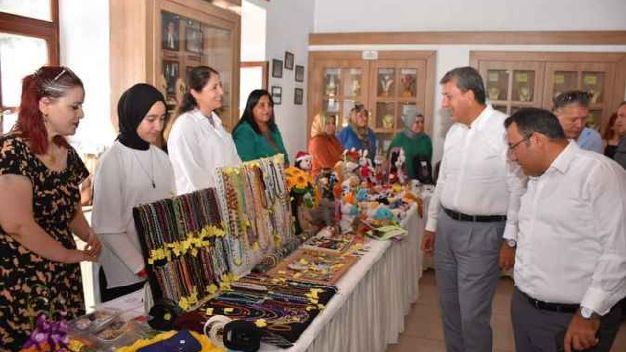 Nallıhan'da Aile Destek Merkezi kermes düzenledi