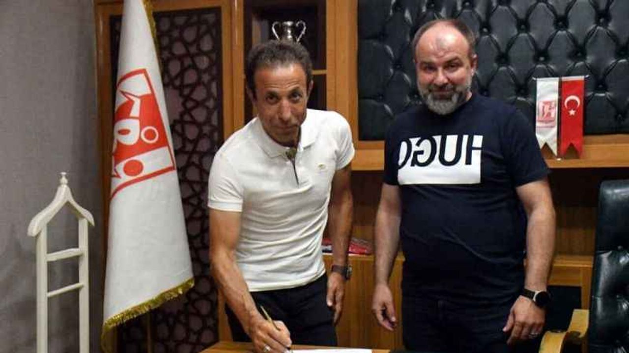 Balıkesirspor Çetin ile yolları ayırdı