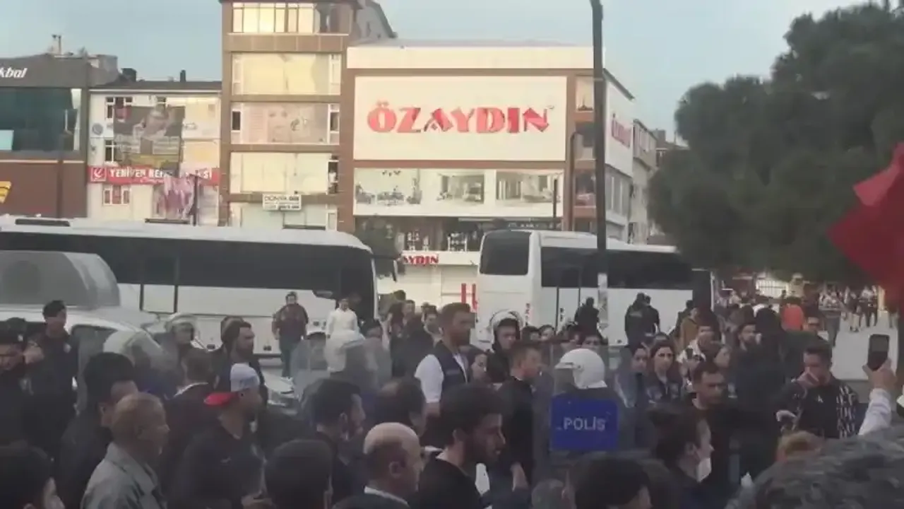 Korsan gösteriye operasyonu