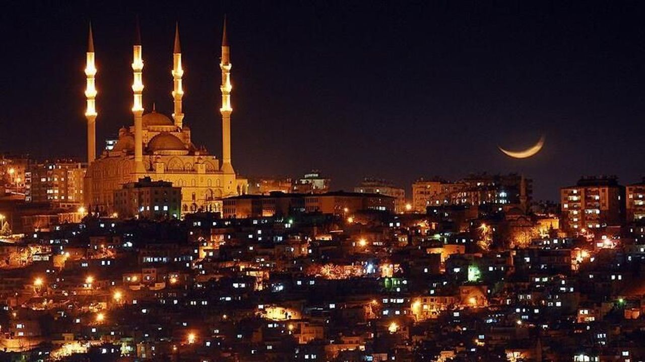 Hicri Yılbaşı nedir? Kimler kutlar?