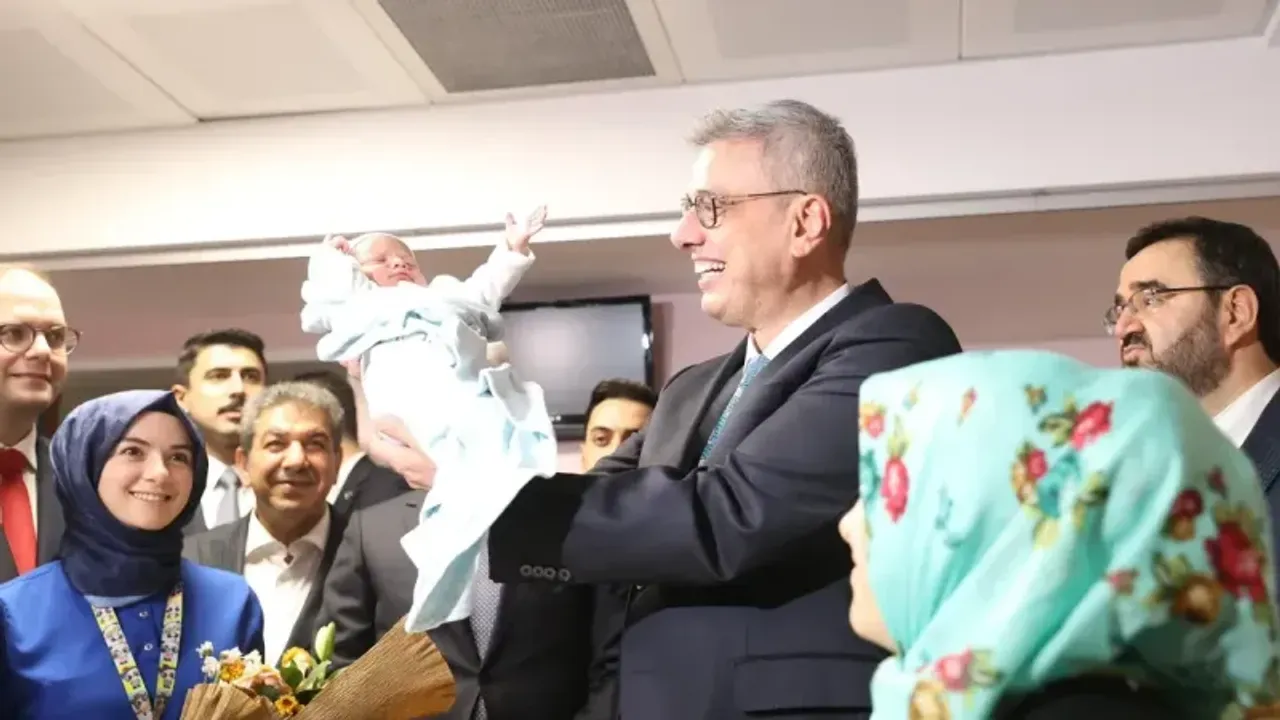 "Hoş geldin Kerem Ali Bebek"