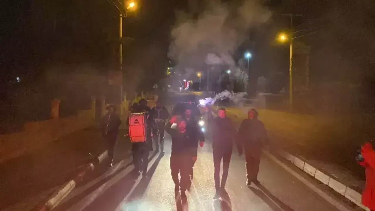 Aksaray’da bando takımı sahura uyandırdı