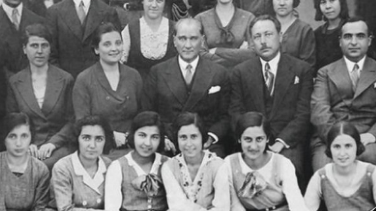 "Laiklikten ve Cumhuriyet değerlerinden vazgeçmeyeceğiz!"