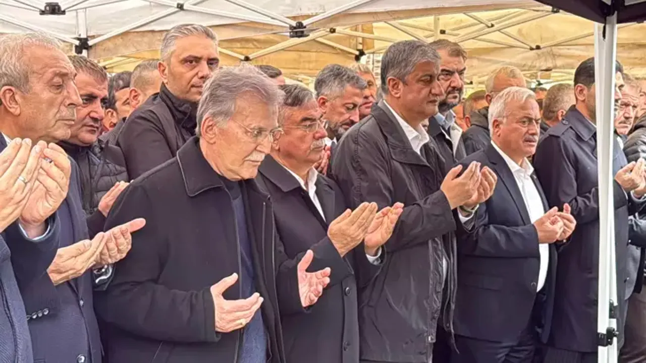Eski TBMM Başkanı Mehmet Ali Şahin’in Acı Günü