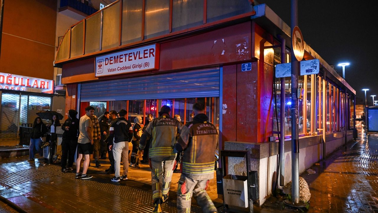 Ankara’da Metroda Duman Korkuttu