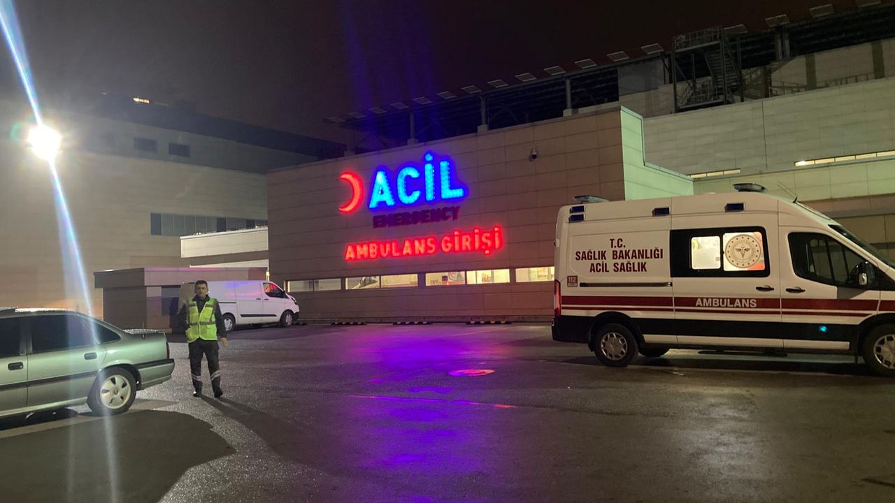 Ankara’da Feci Olay: İki Kız Çocuğu Parkta Baygın Buldu, Biri Hayatını Kaybetti