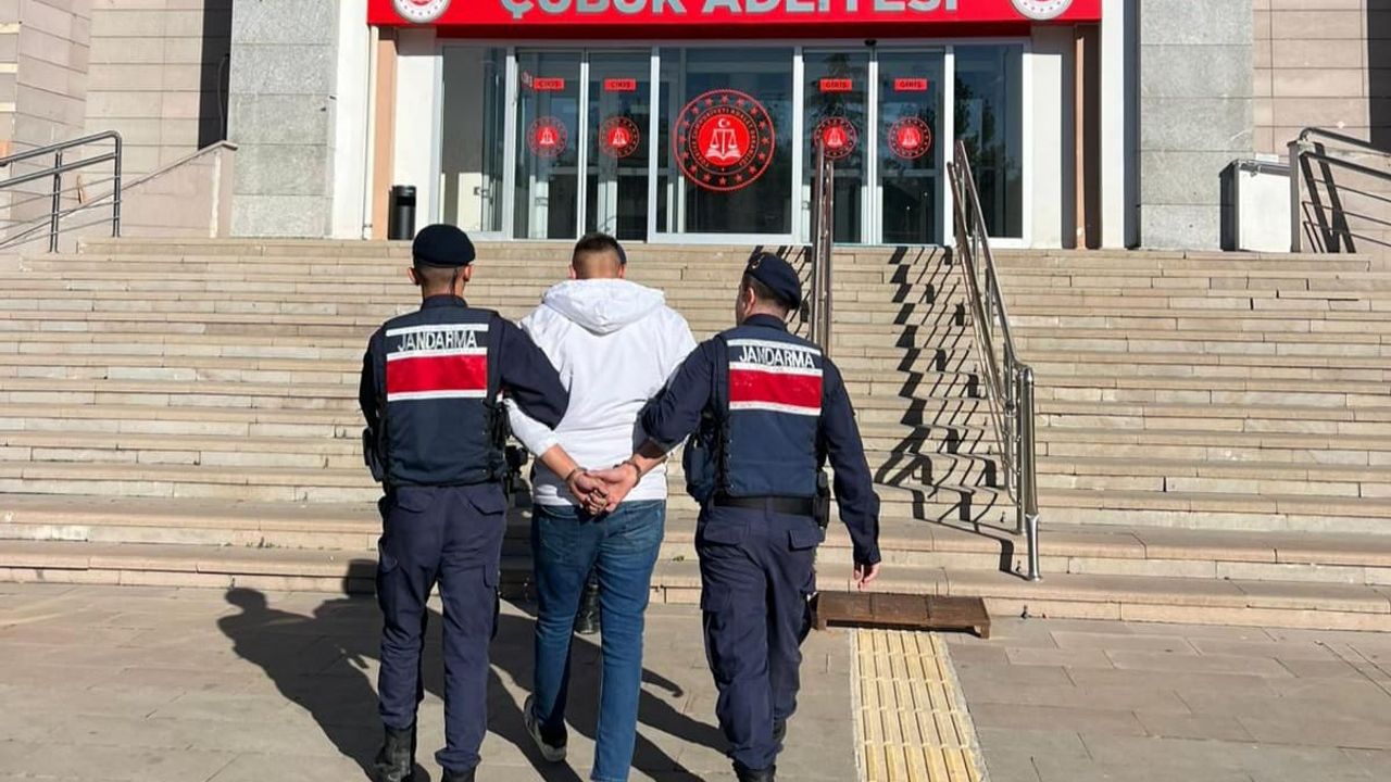 Ankara’da Nefes Kesen Operasyon: 14 Bin Uyuşturucu Hapla Yakalandı