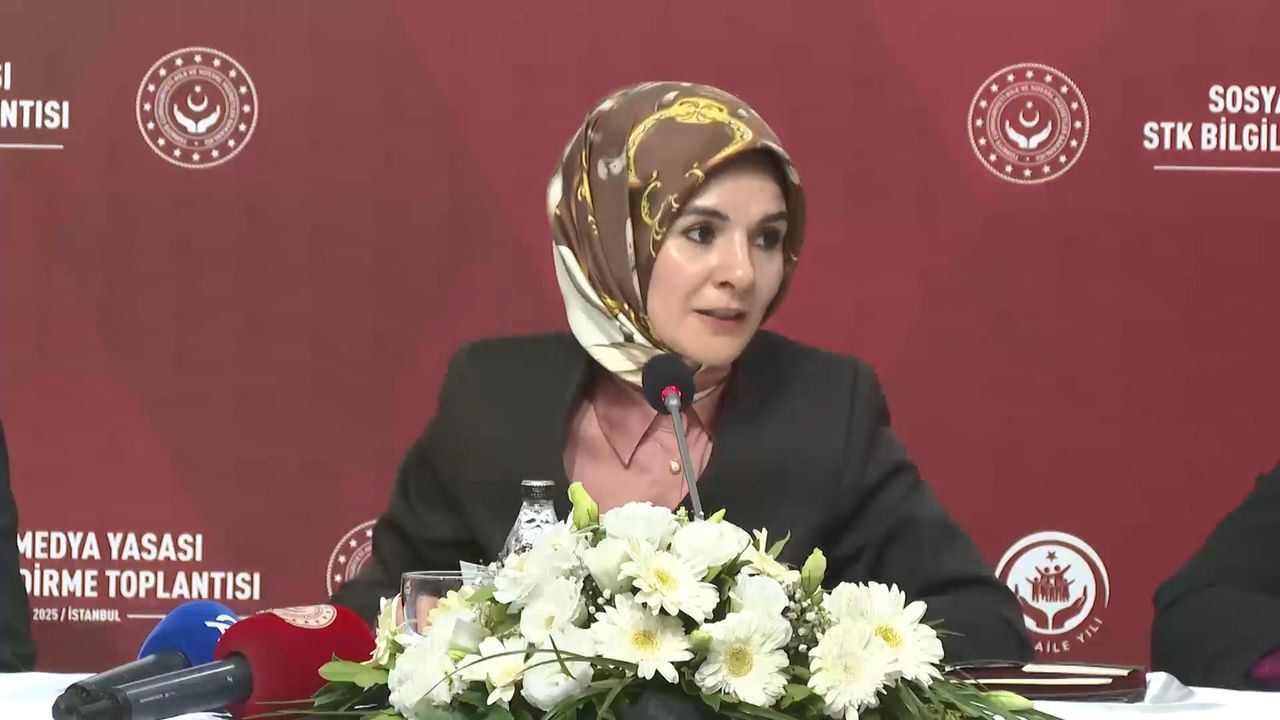 Bakan Göktaş Sosyal Medya Yasası'nı anlattı