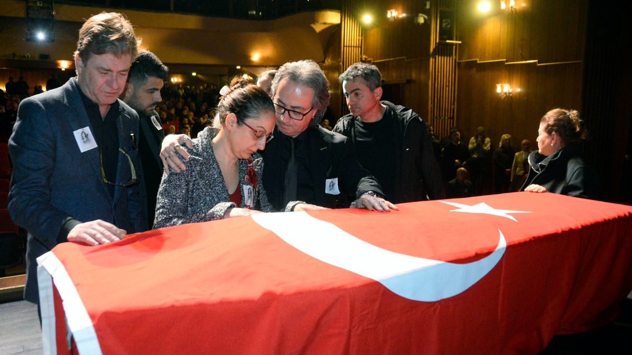 Sanatçı Laçin'in ölümüne neden olan sürücüye 4 yıl 5 ay hapis cezası