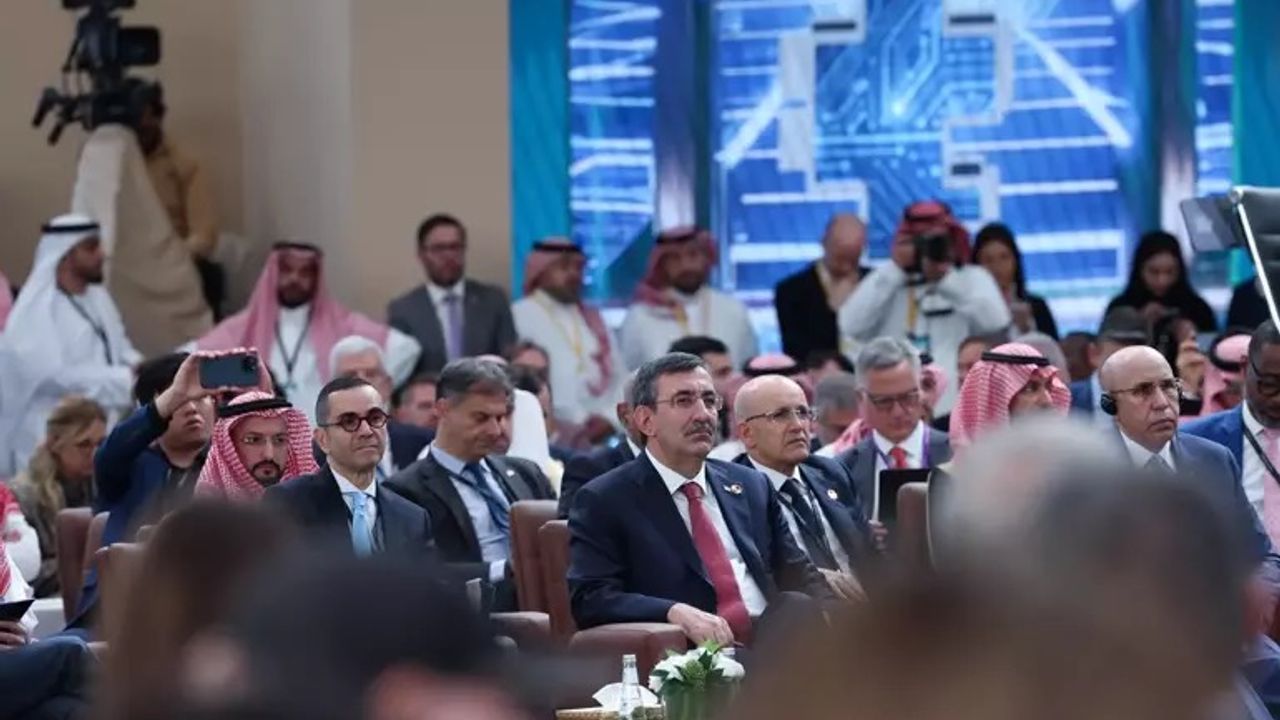 Cumhurbaşkanı Yardımcısı Yılmaz, Suudi Arabistan'da