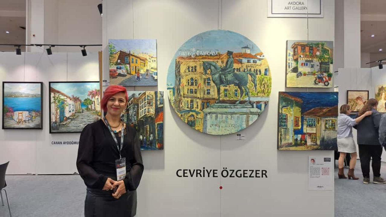 “Renklerle Ankara’yı Anlatan Kadın”