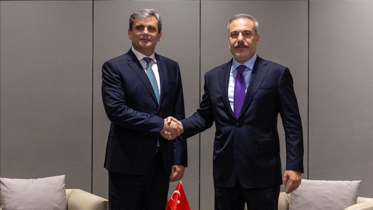 Bakan Fidan, Karadağ Dışişleri Bakanı İbrahimovic ile Görüştü