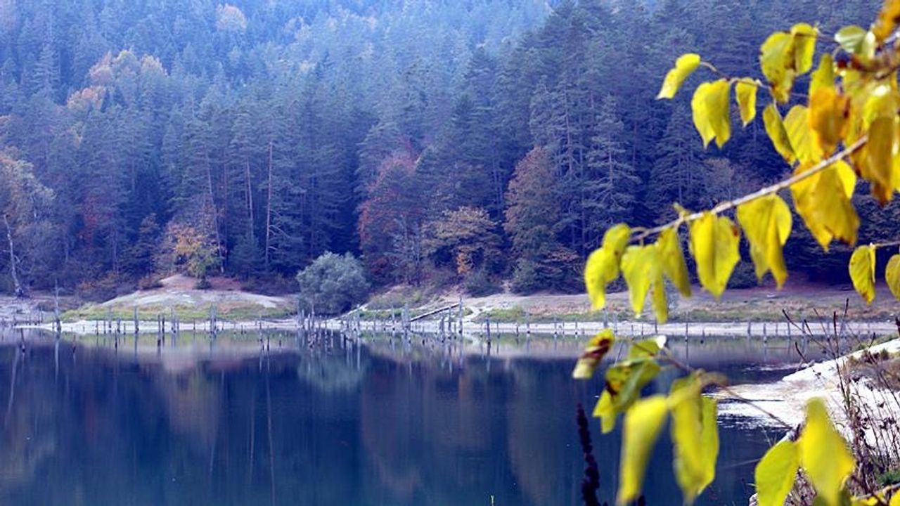 Manisa'da Sülüklü Göl, bu yıl tamamen kurudu