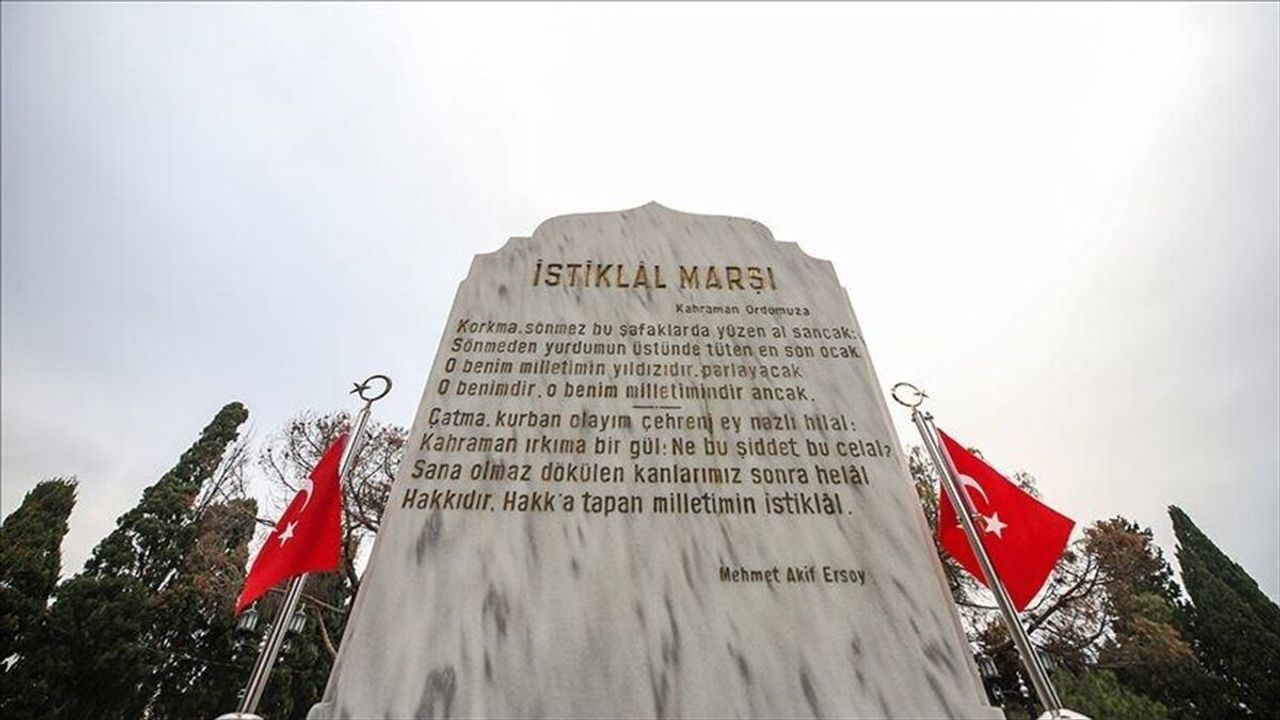 İstiklal Marşı Meclis’te Kabul Edildi: Tarihi Günün Ayrıntıları