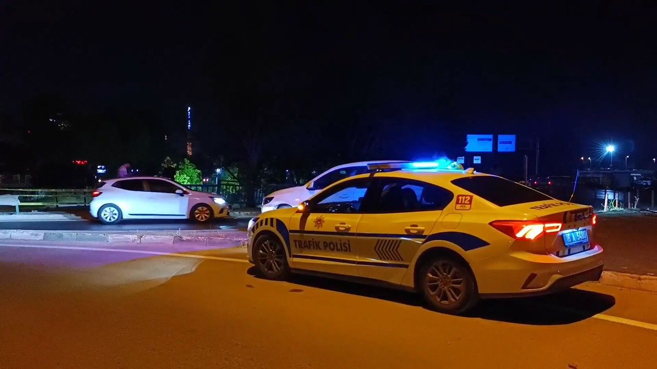 Bursa'da otomobil dere yatağına uçtu: 1 yaralı