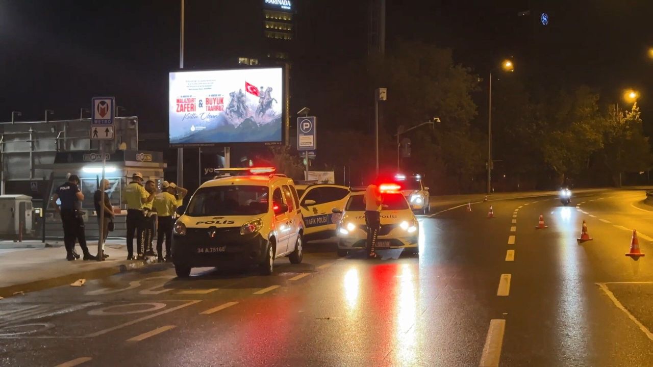 Bakırköy'de aynı noktada peş peşe iki motosiklet kazası