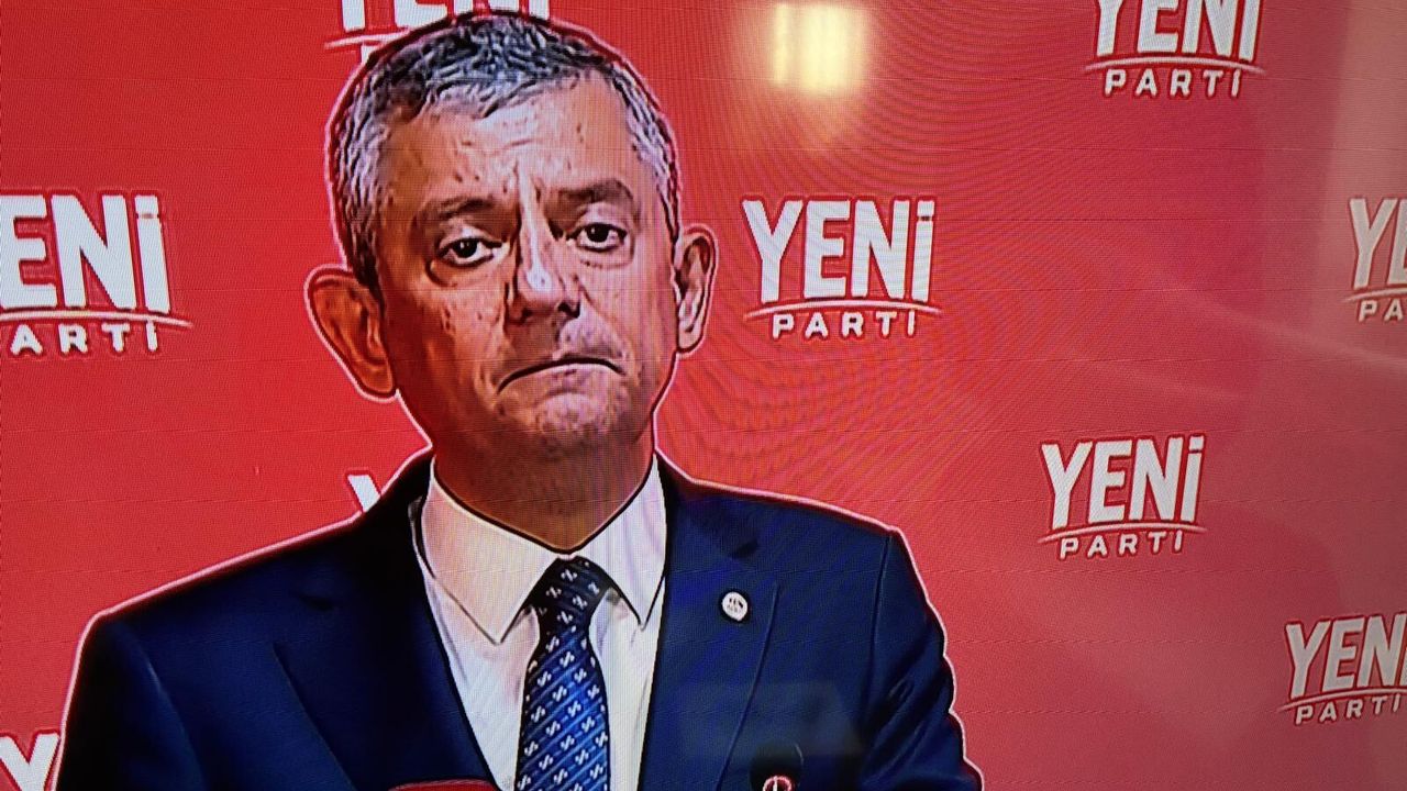 Özel’den dikkat çeken mesajlar: “Bizi buraya millet getirdi”