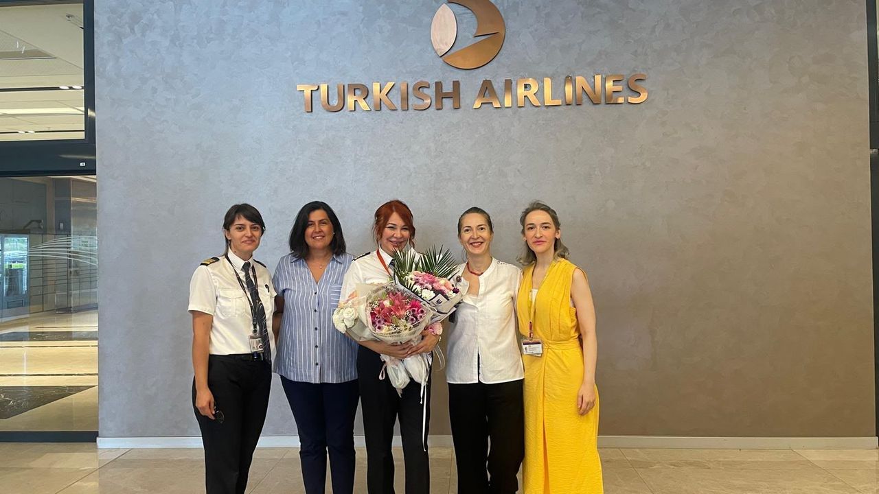THY'nin ilk kadın kaptan pilotu emekli oldu