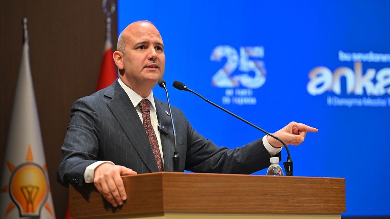 AK Parti’li Ömer İleri’den Ümit Özlale’ye sert sözler