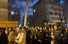 Tanal ve öğrenciler karakola yürüyor!