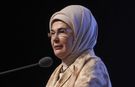 Emine Erdoğan'dan A Milli Erkek Basketbol Takımı'nı tebrik