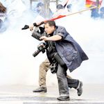 “Birçok gazeteci düşük ücretle ve yoğun iş yüküyle mesleğini sürdürmeye çalışıyor”
