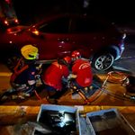 Bisikletiyle giderken 2 otomobilin çarptığı öğretmen hayatını kaybetti