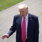Trump: İran'a karşı askeri seçenekler masada kalmaya devam ediyor