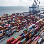 Türkiye'de yılın 8 ayında 56 ilin ihracatı arttı