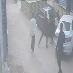 Sevgilisini darbederken araya giren kişiyi bıçakladı!