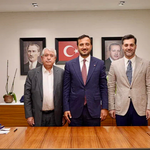 Üsküdar'da Seçim Öncesi Deprem: CHP'li 4 İsim AK Parti'ye Katıldı!
