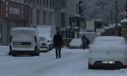 Van’da kardan 493 yerleşim yeri ulaşıma kapandı
