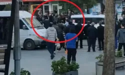 Polis memuru, kavgayı ayırırken aldığı darbelerle yaralandı