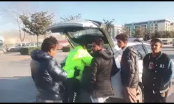 Konsolosluk aracı İETT otobüsüne çarptı 