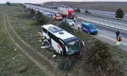 Çanakkale’de tur otobüsü kaza yaptı