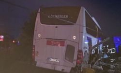 Çanakkale’de tur otobüsü yoldan çıktı