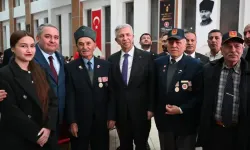 Mansur Yavaş, Gaziler ve Şehit Aileleriyle İftar Programında Buluştu