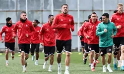 Sivasspor, yarın Fenerbahçe'yi ağırlayacak