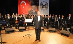 Cumhuriyet Korosu, "Türkülerde Sevda Öyküleri" Konseriyle Dinleyicileri Büyüledi