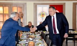 Başkan Güngör Emekli Öğretmenlerle bir araya geldi