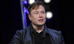 Elon Musk’tan siyasi geri adım