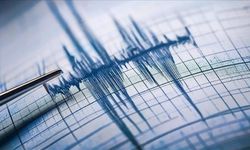 Papua Yeni Gine'de 6,4'lük deprem
