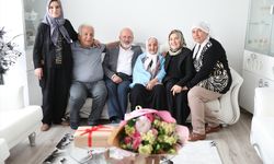 Şemsi teyzeye Anneler Günü ziyareti!