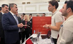 "Dünya'da eğitim artık dönüştü"