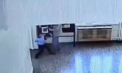 Heimlich manevrasıyla öğrencisini boğulmaktan kurtardı
