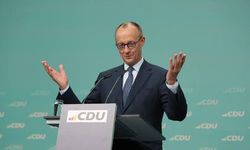 Merz, Olaf Scholz'dan görevi devraldı