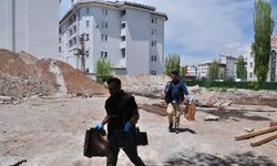 Okul inşaatında kafatası ve kemikler çıktı