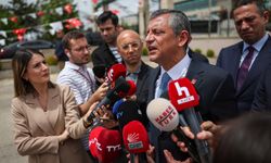 Özel’den Kurultay davası ve Anayasa vurgusu