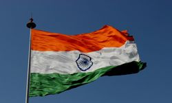Pakistan ve Hindistan'da yasaklar uzatıldı!