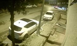Park halindeki araca çarptı